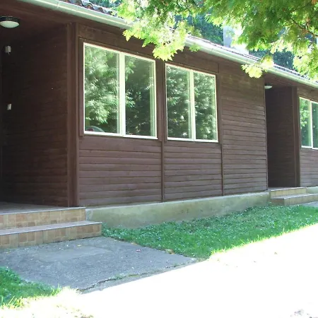 Апартаменты Alomvoelgy Many